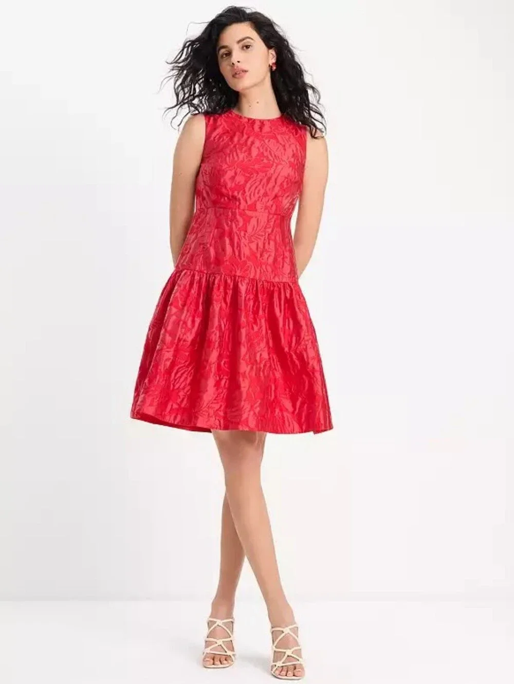 Kate Spade Julia Red Floral Brocade Fit & Flare Dress with Waist Tie, Size 00.
